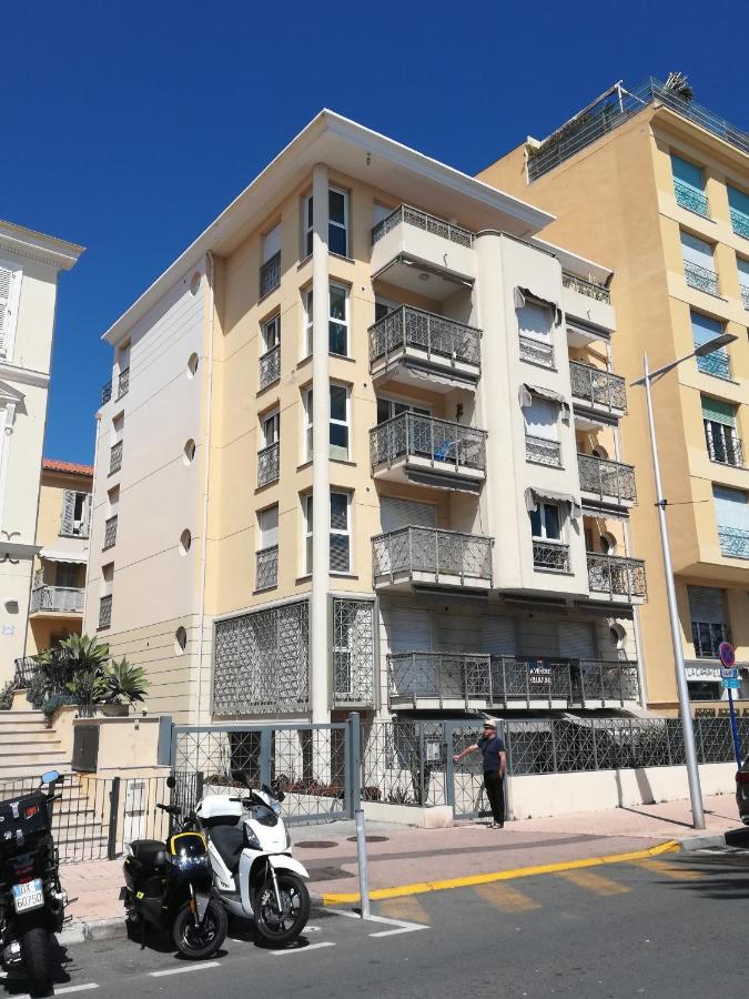 Villa Azzurra Menton Apt Luxe, Front Mer, 4Th Floor Of 5, Wifi, Tvsat, Climate Exterior photo